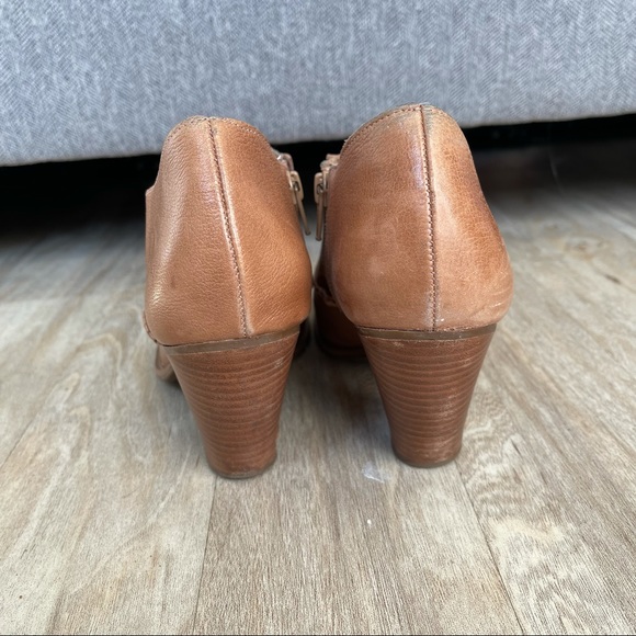 Jack Rogers Tan Cognac Oak Kyle Leather Booties - Picture 3 of 7